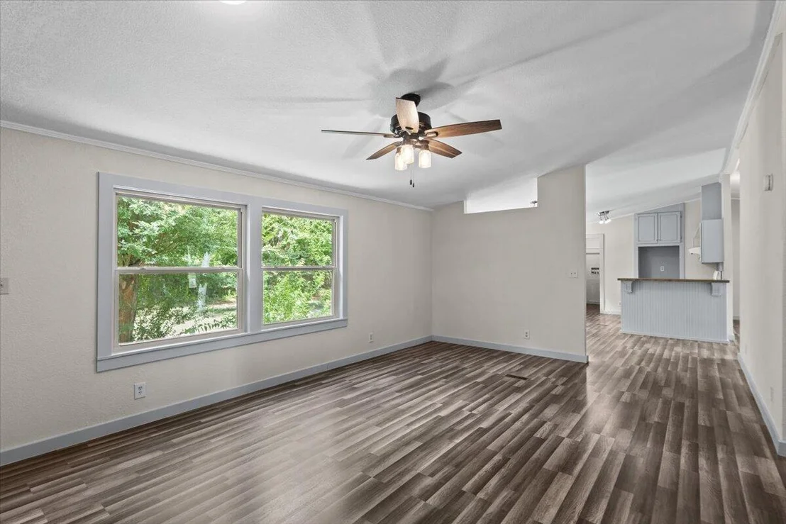 Photo of 2301 Sumac LN