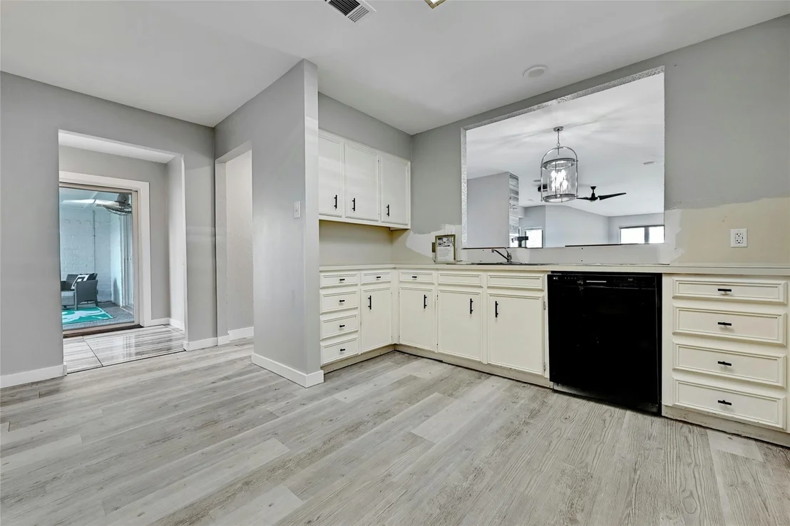 Photo of 11131 Pinehurst DR