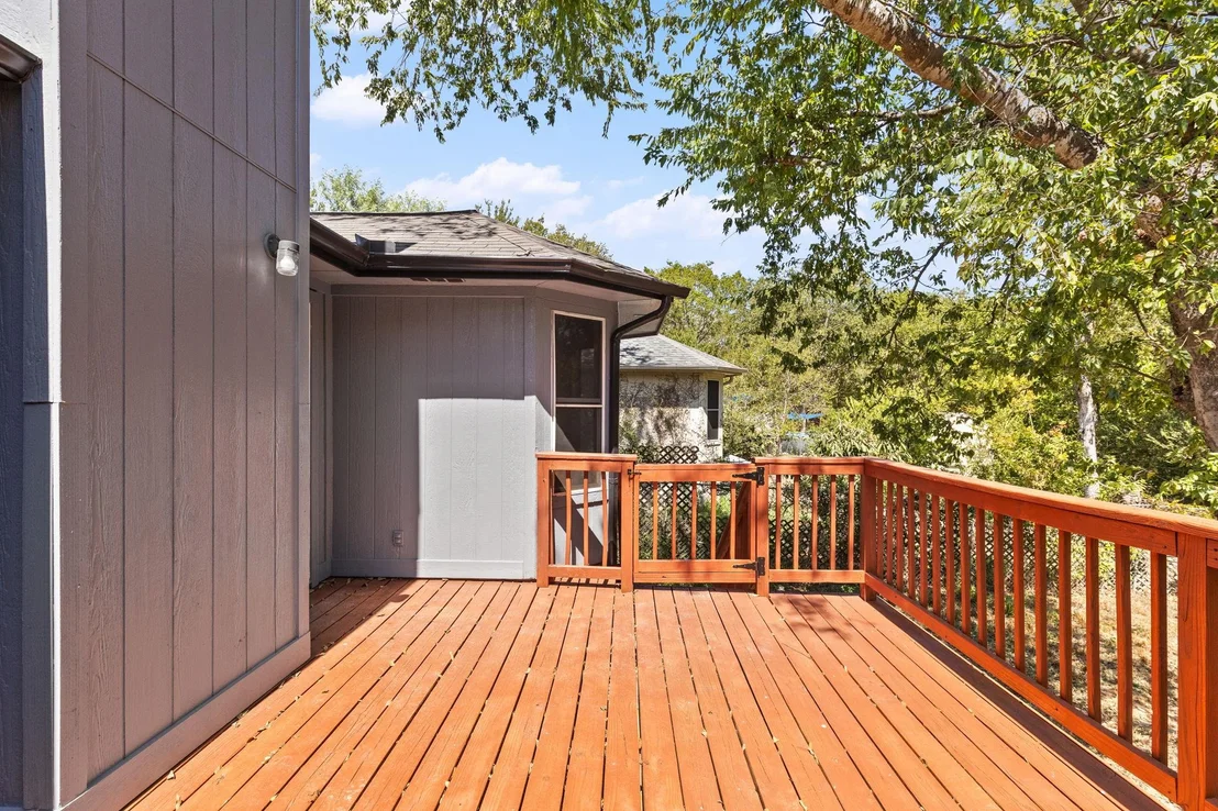 Photo of 5708 Lark Creek DR