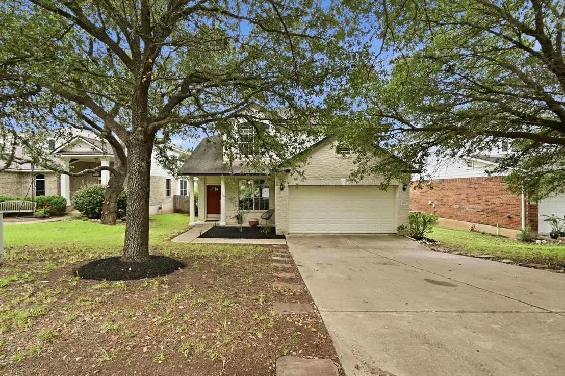 Photo of 10701 Beard Ave