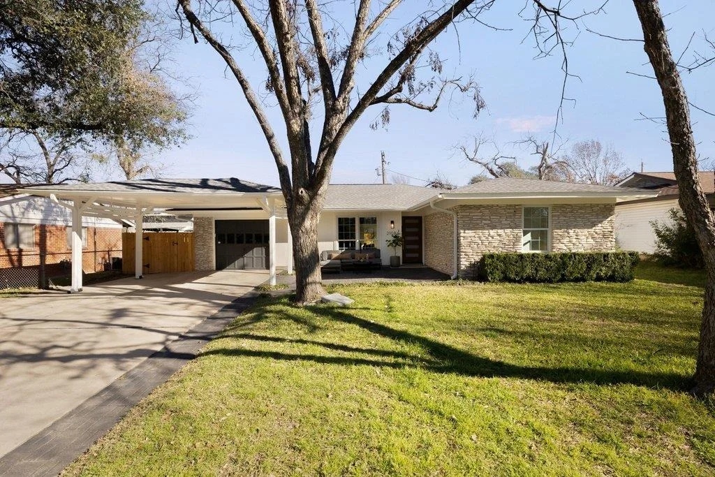 Photo of 2108 Lanier DR
