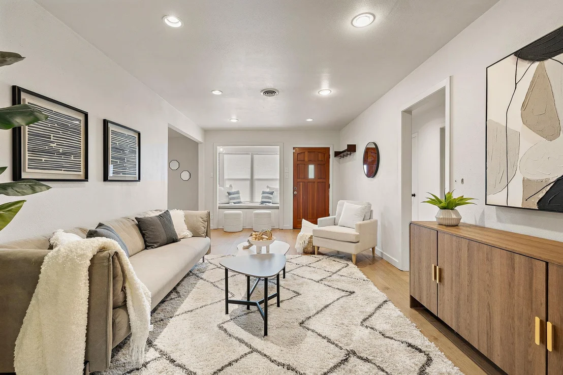 Photo of 8508 Contour DR