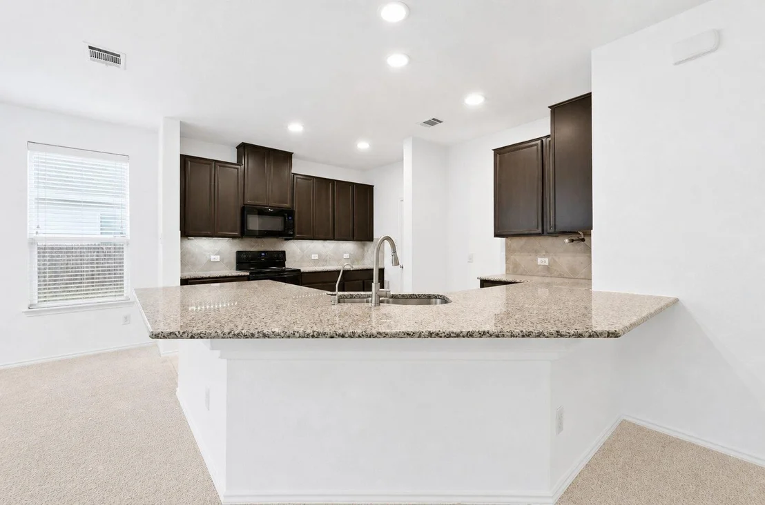 Photo of 160 Phillips DR