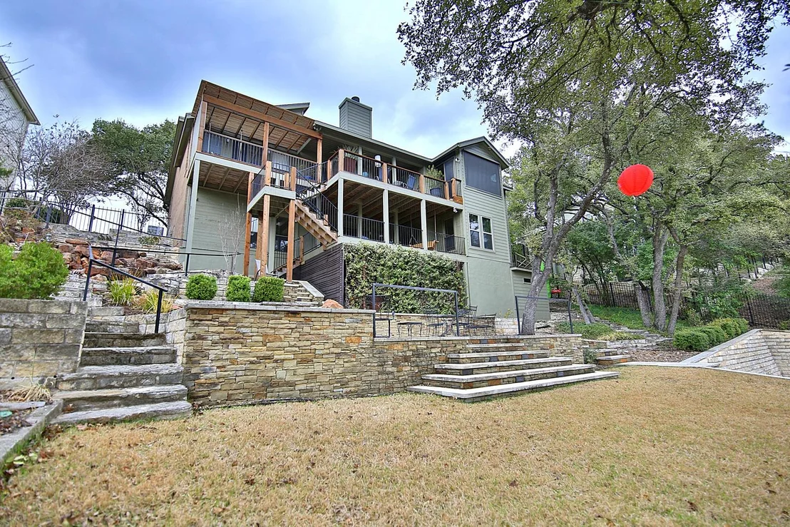 Photo of 9003 Bluegrass DR