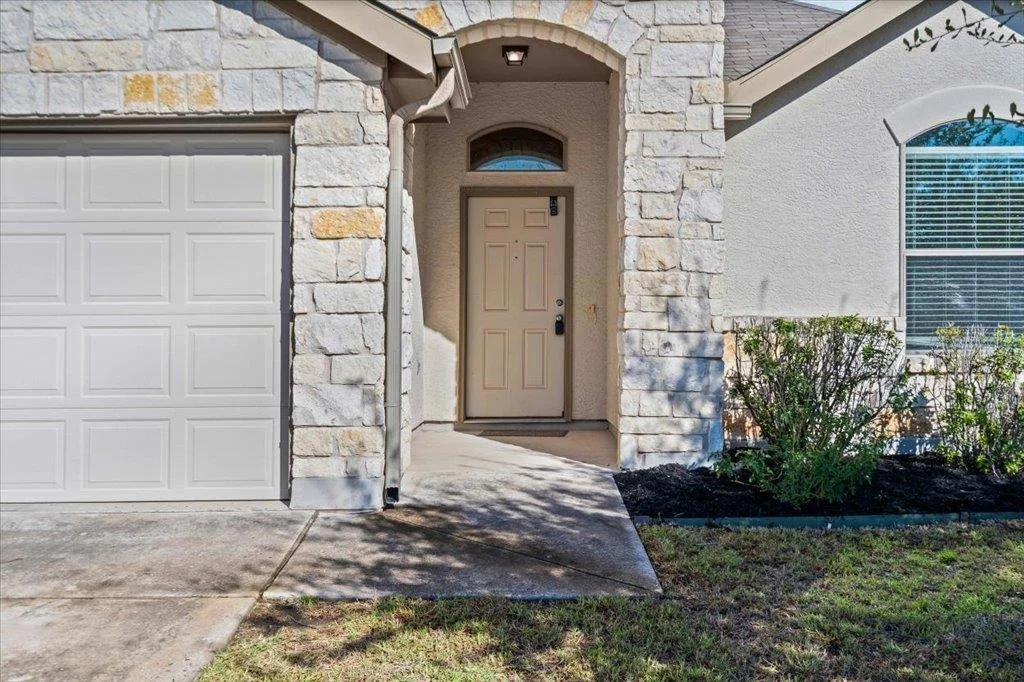Photo of 377 Dragon Ridge RD