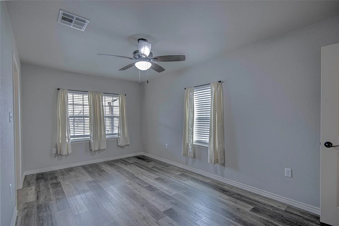 Photo of 1204 Ridgemont DR