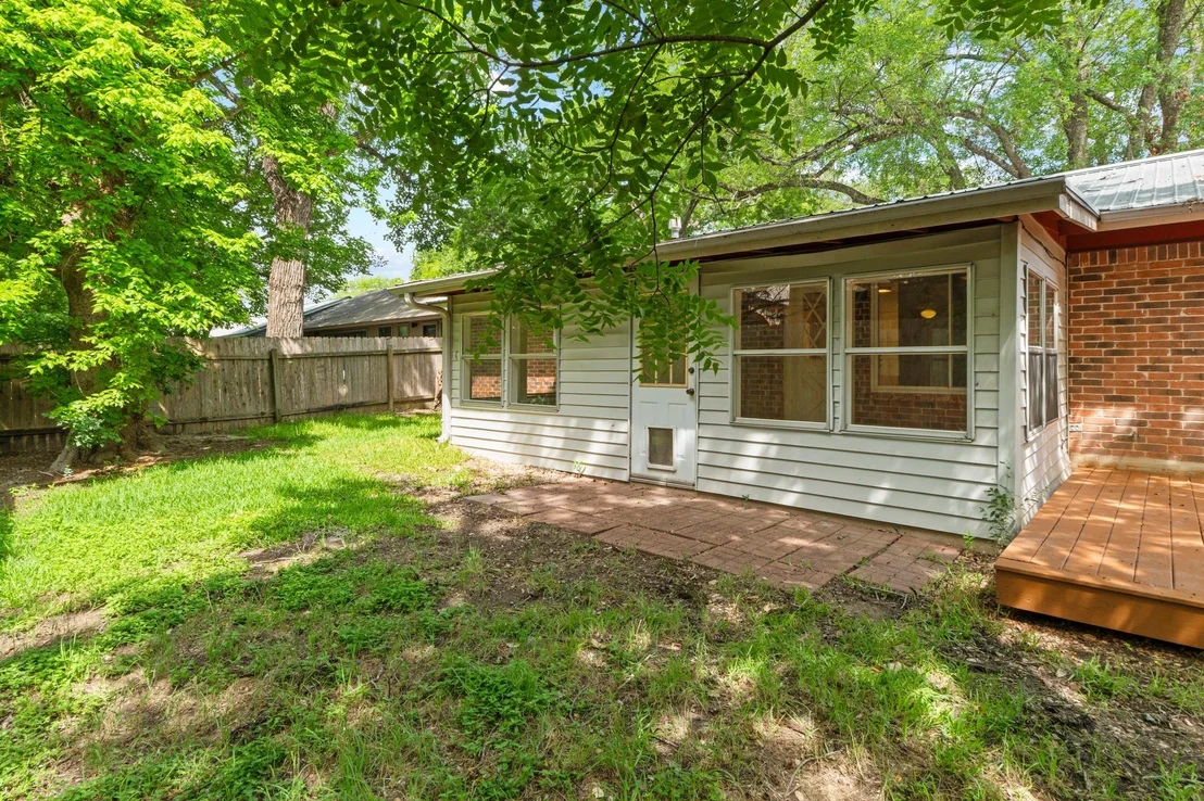 Photo of 6005 Leisure Run RD