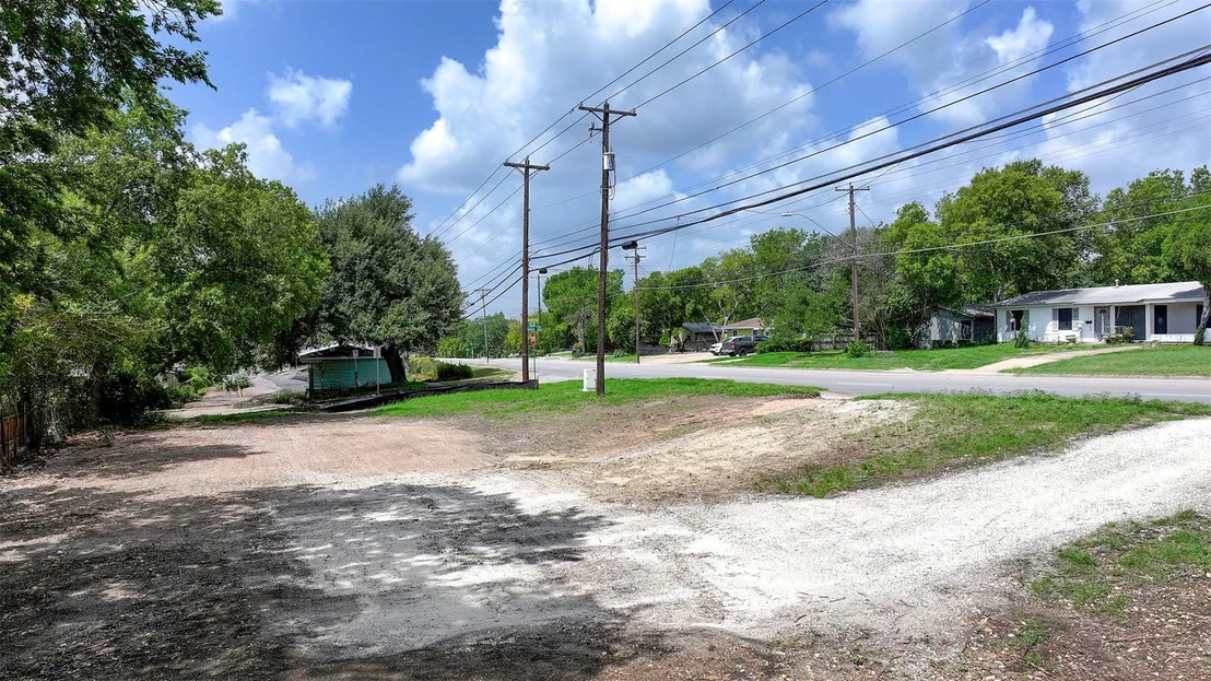 Photo of 506 Clover CT