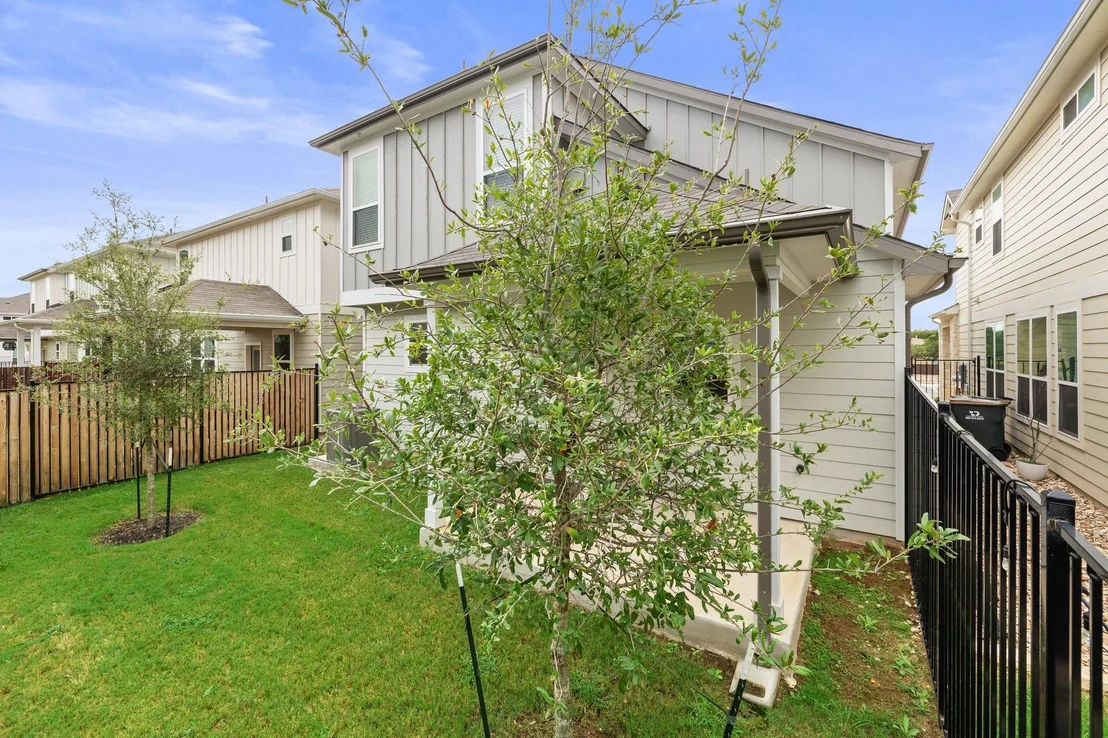 Photo of 1128 Autumn Heather DR