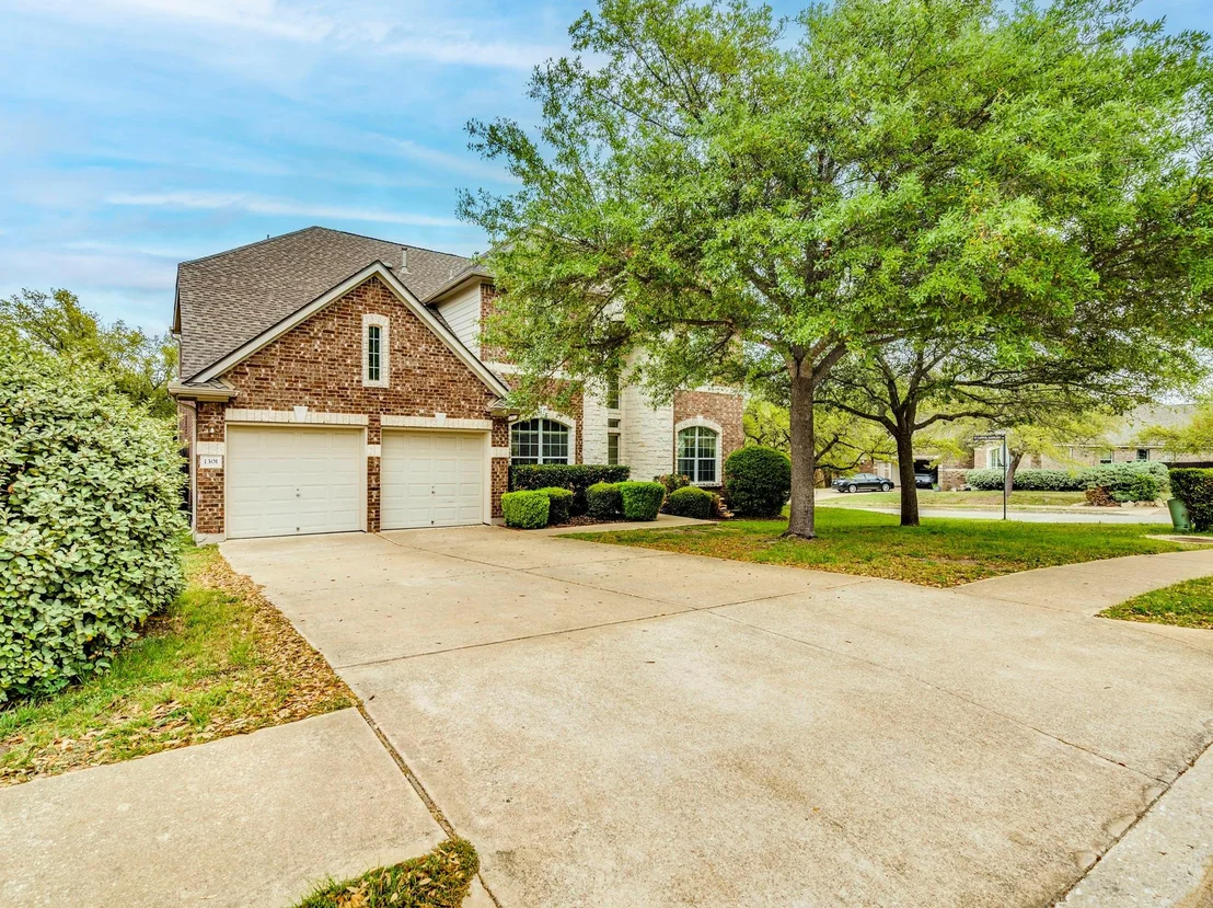 Photo of 1301 Horseback HOLW