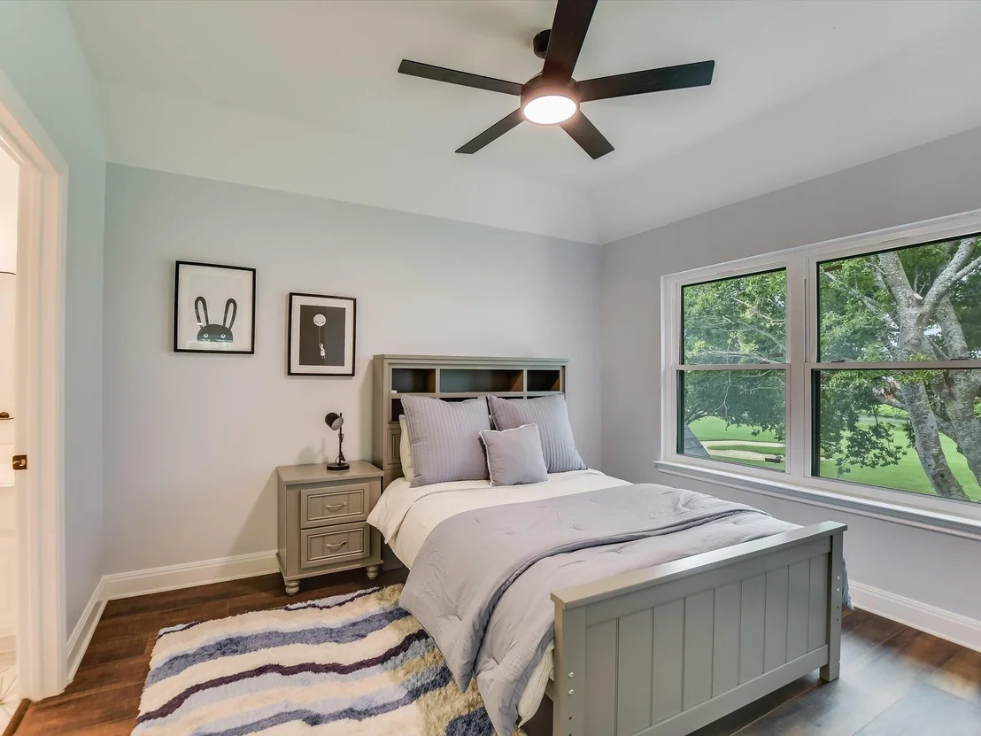 Photo of 2222 Hamlet CIR