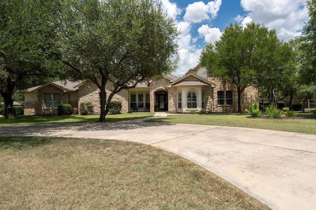 Photo of 185 Ware DR