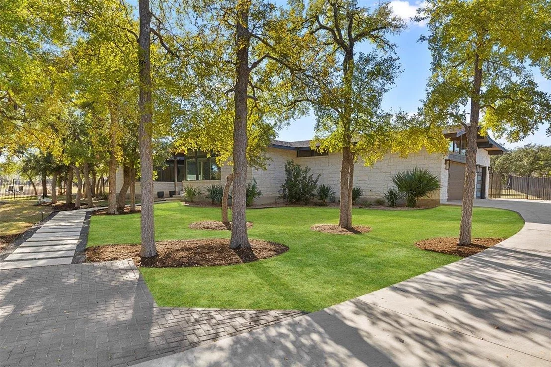 Photo of 850 Bunker Ranch BLVD