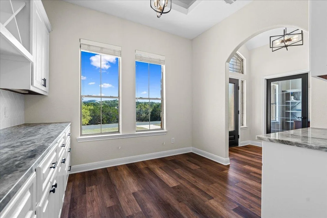Photo of 10621 W Cave LOOP