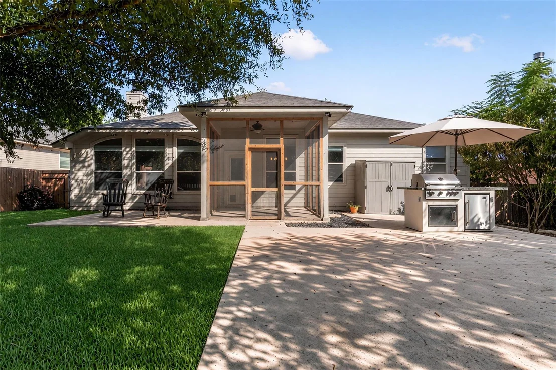 Photo of 1004 Applerock