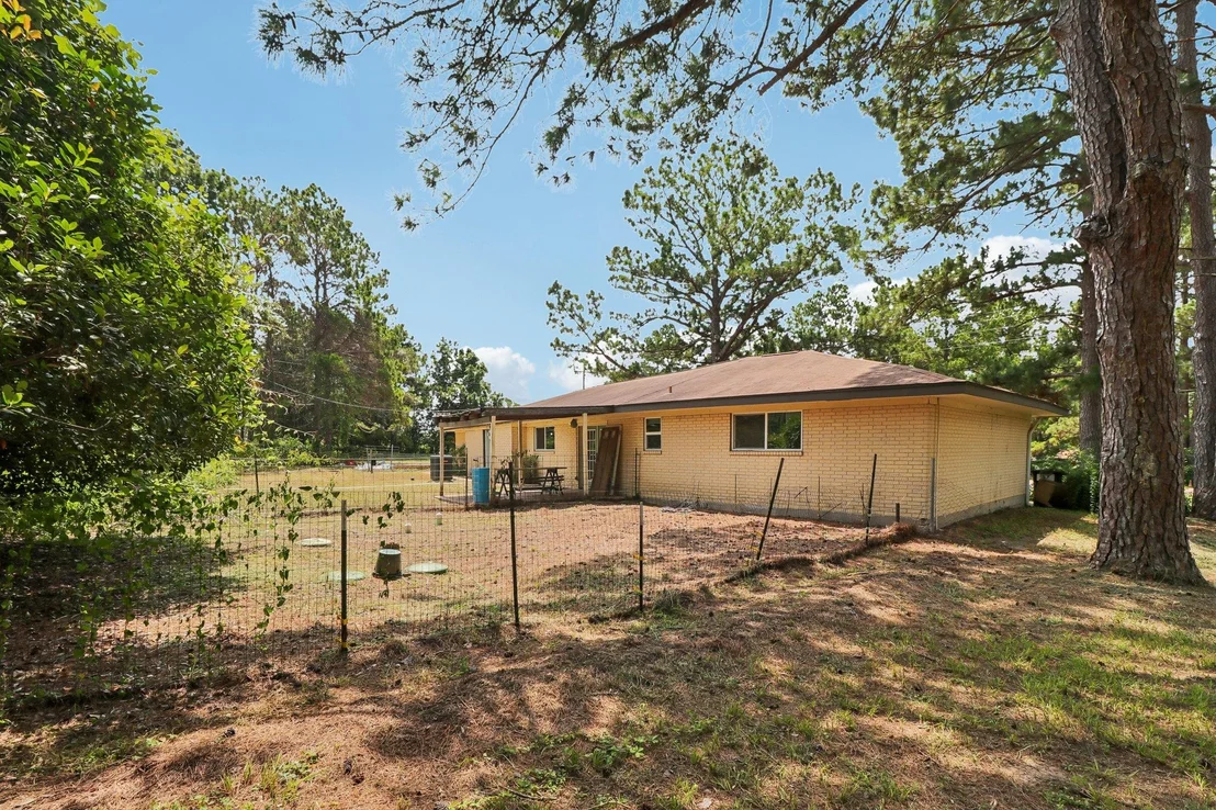 Photo of 162 Indian Oak DR