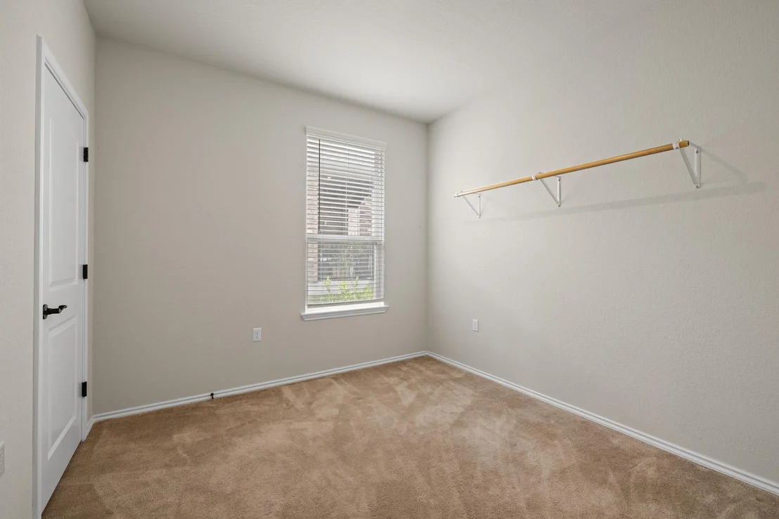 Photo of 716 Kitty Hawk RD
