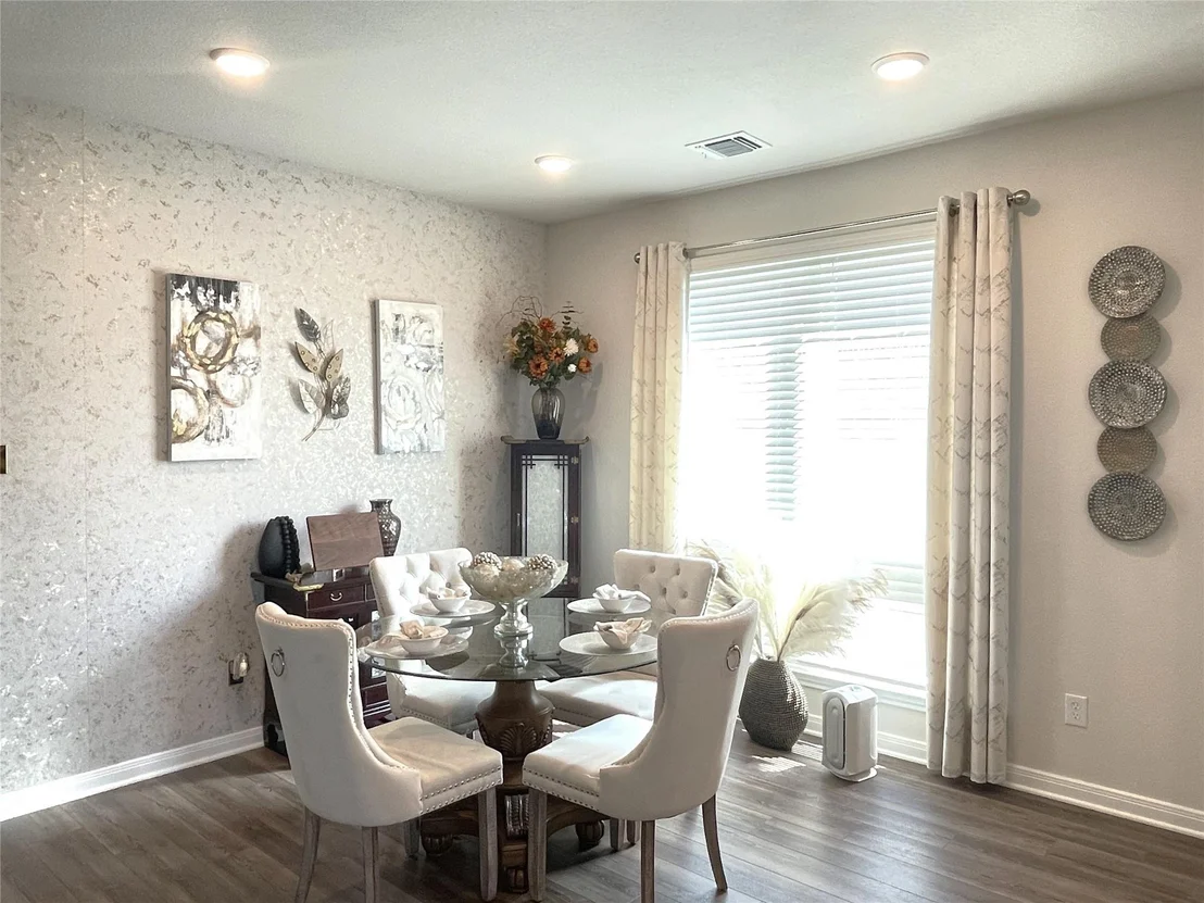 Photo of 804 McLaury CV