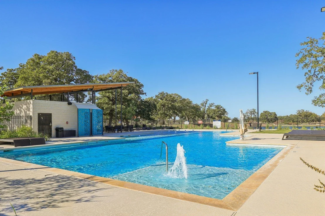 Photo of 133 Plumbago LOOP