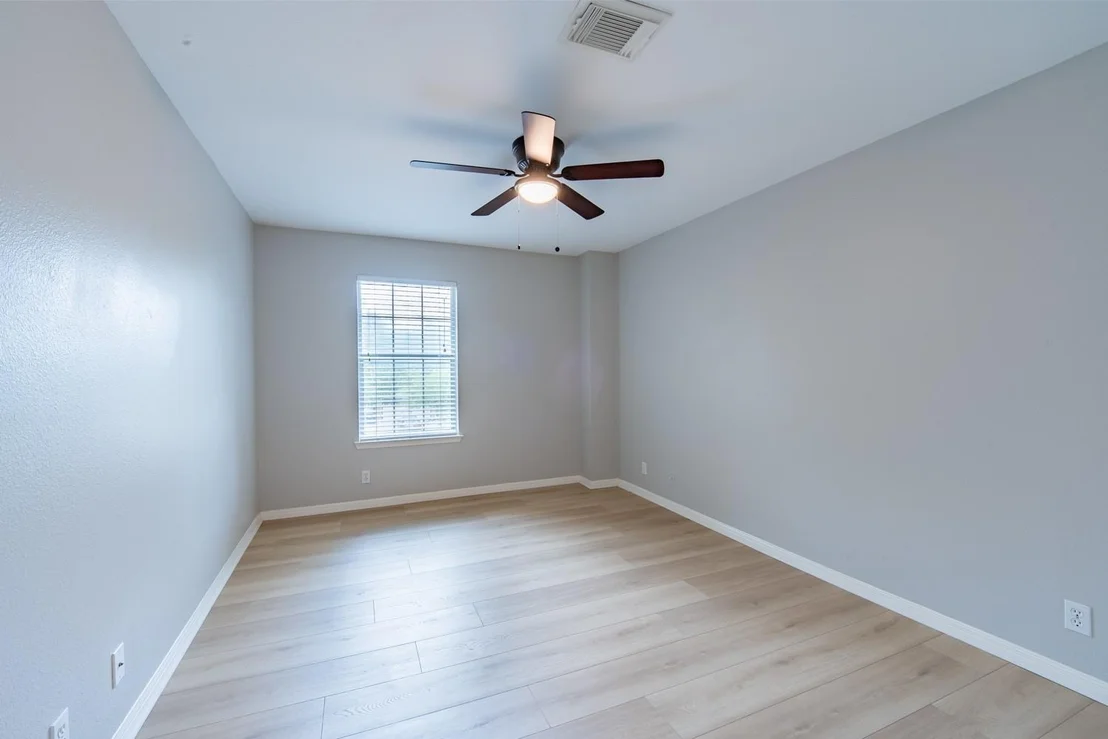 Photo of 12604 Oro Valley CV