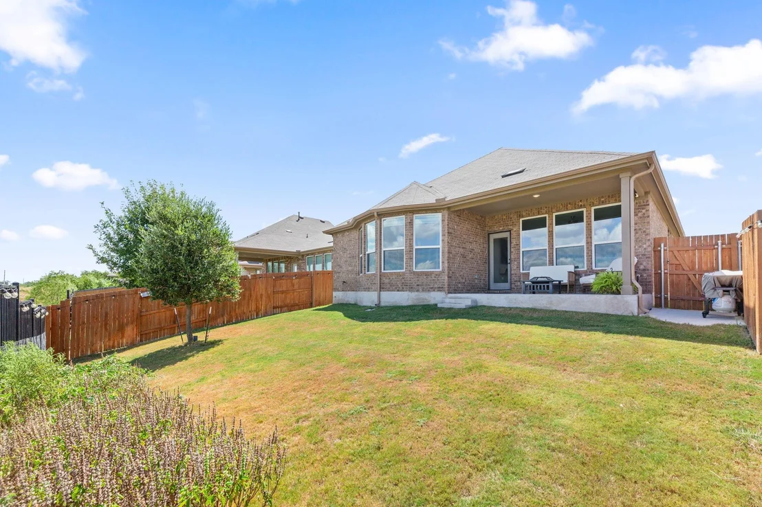 Photo of 304 Sweetleaf DR