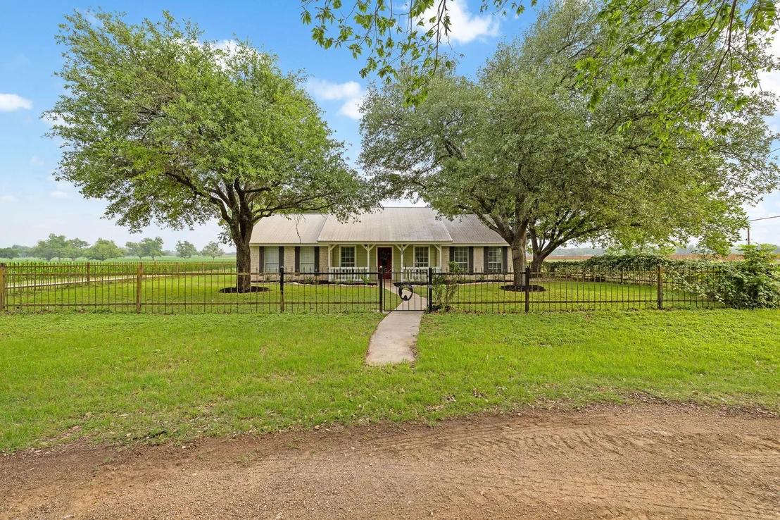 Photo of 4265 County Road 123