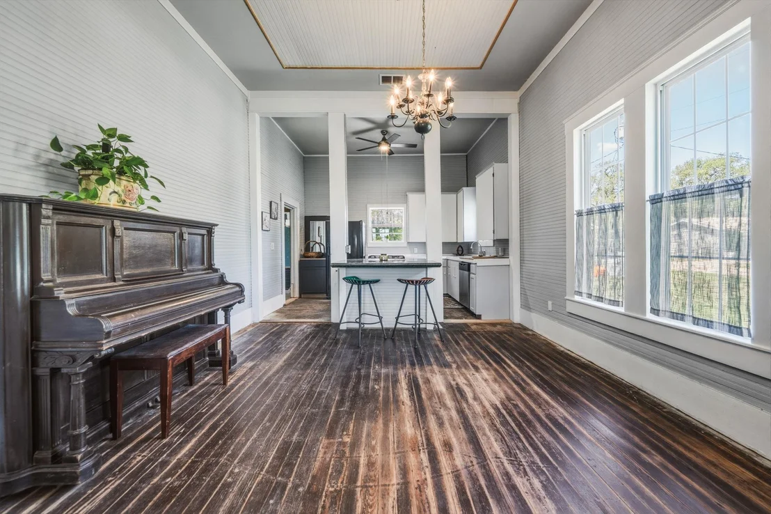 Photo of 604 Avenue B
