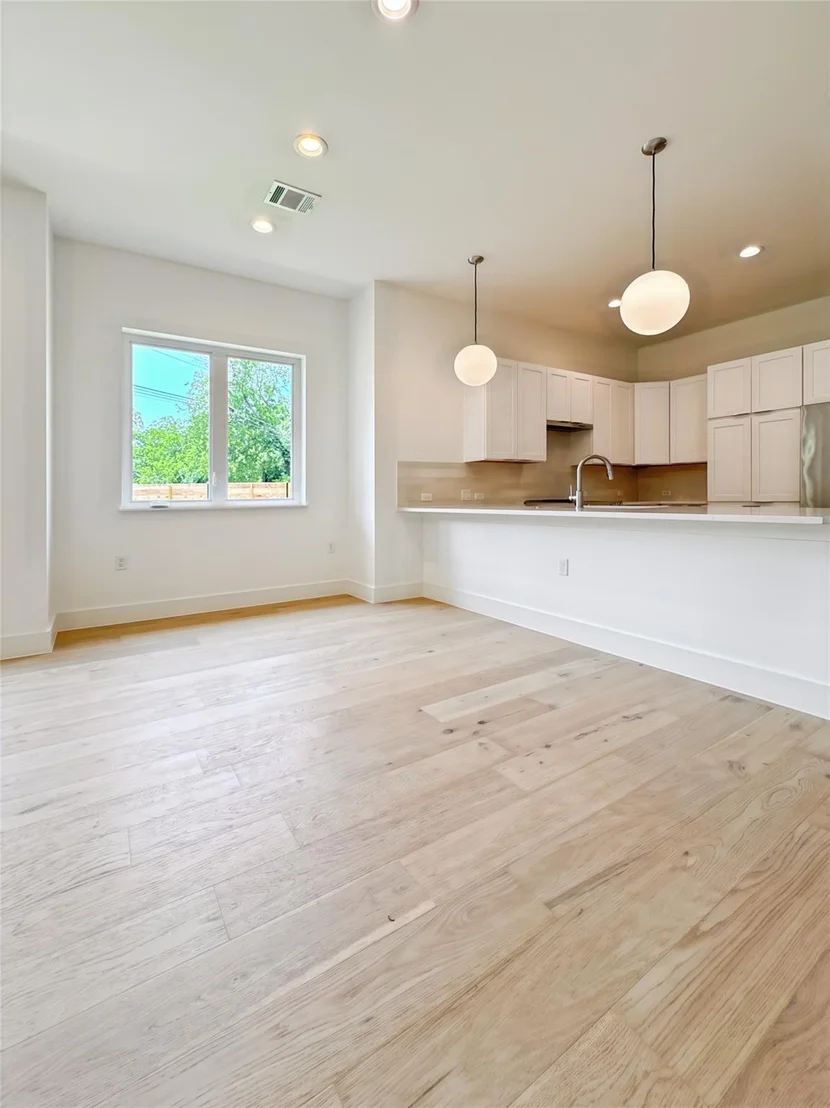 Photo of Unit B at 3614 Abbate CIR