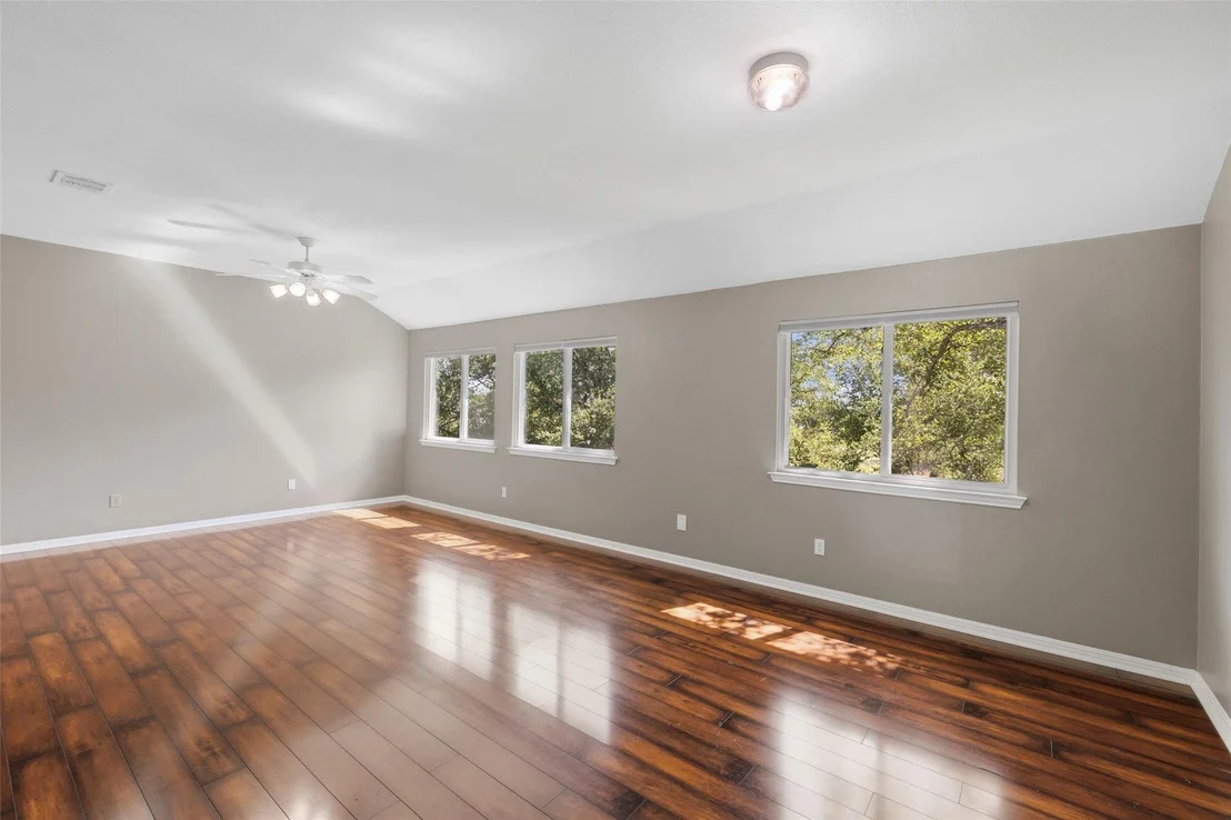 Photo of 1928 Barnett DR