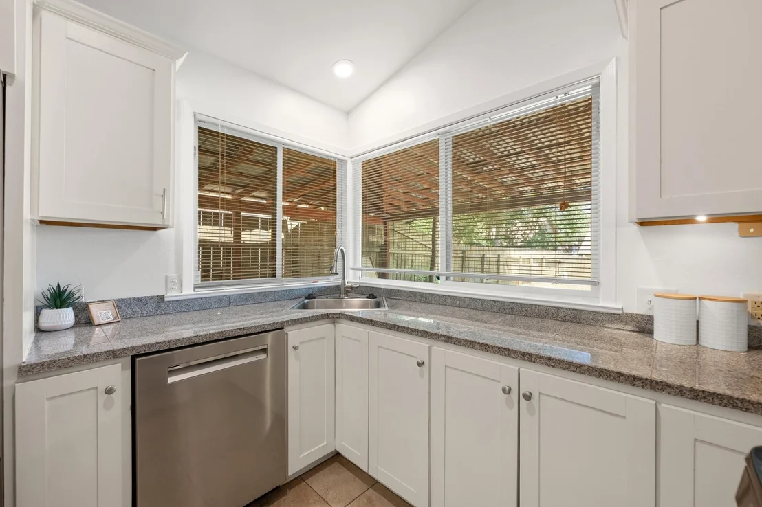 Photo of 900 Austin Highlands BLVD