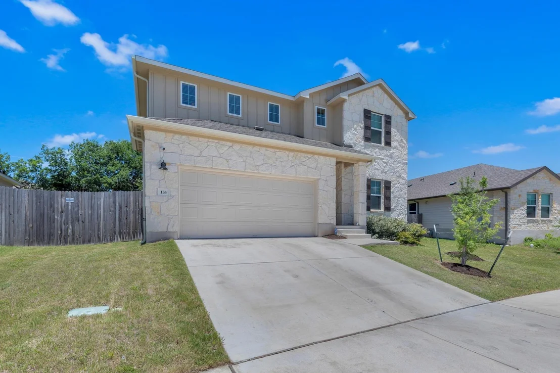 Photo of 133 Fairmeadow Downs DR