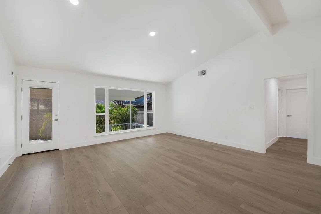 Photo of 4005 Madrid CV