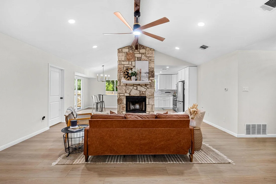 Photo of 3012 Monument DR