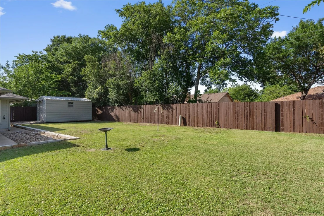 Photo of 531 Dennis DR