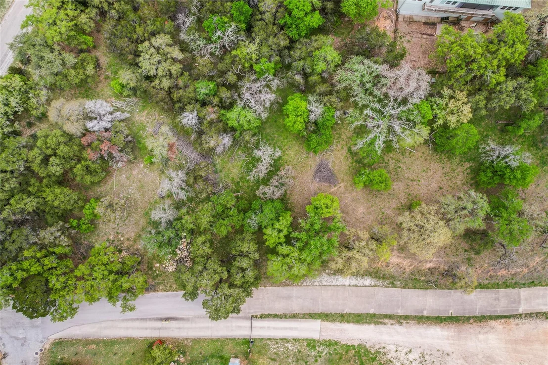 Photo of 1403 Emerald RD