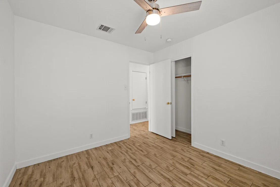 Photo of 105 Stanford DR