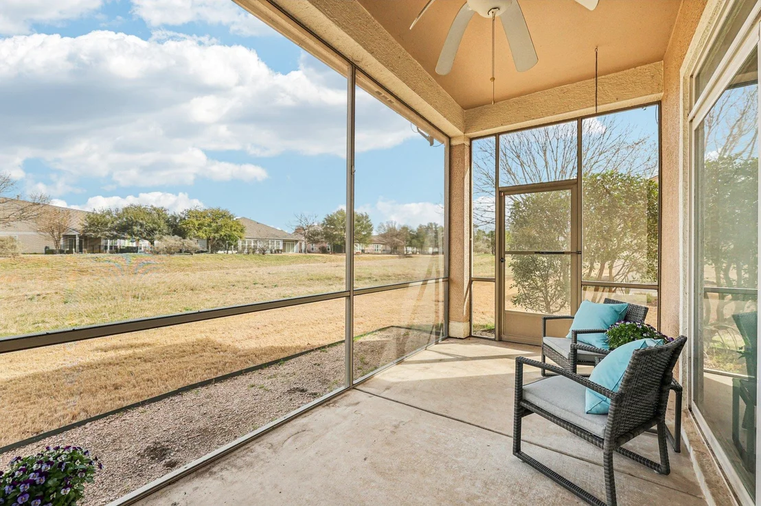 Photo of 323 Crockett LOOP