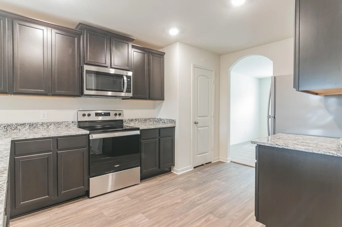 Photo of 112 Allington CIR