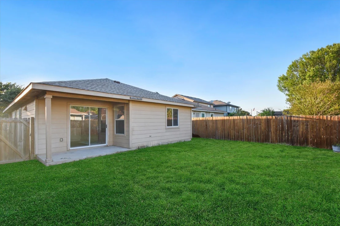 Photo of 5713 Las Alas TRL
