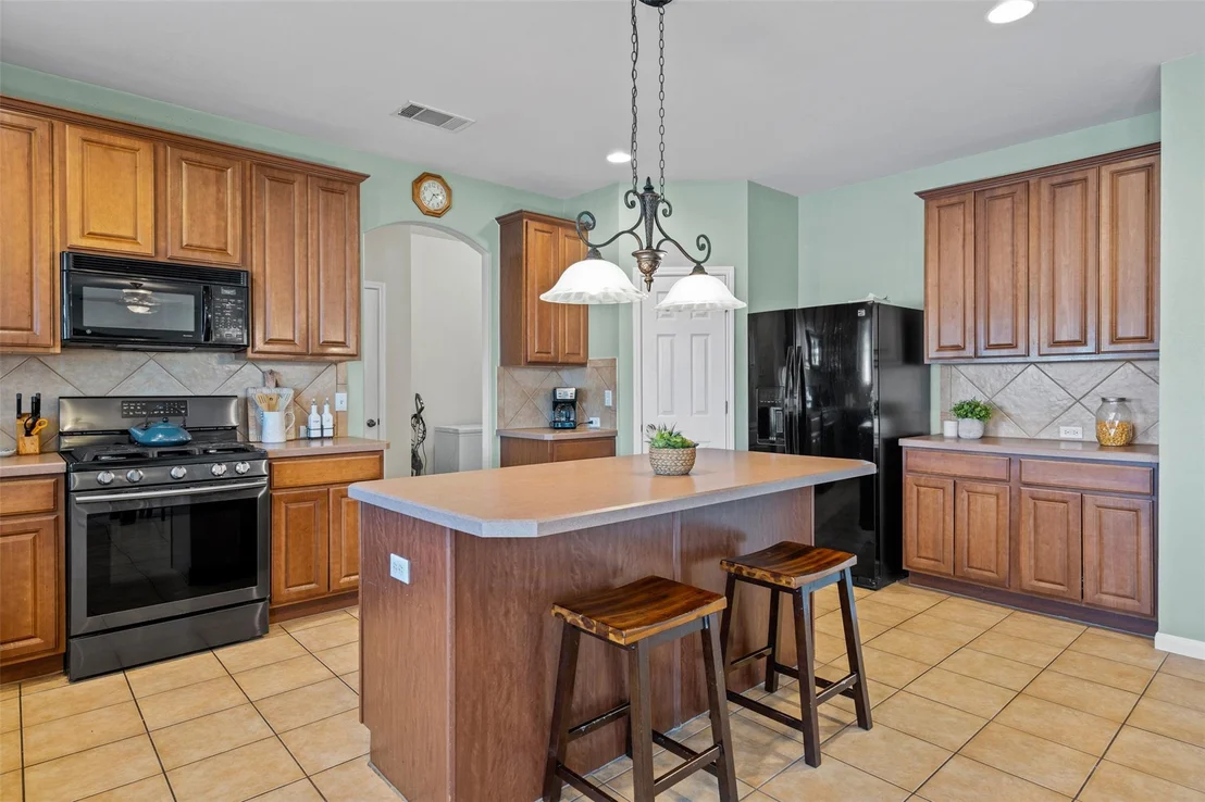 Photo of 4121 Meadow Bluff WAY