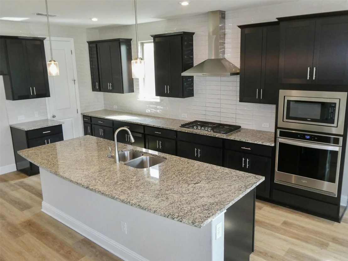 Photo of 1017 HIGHCREST