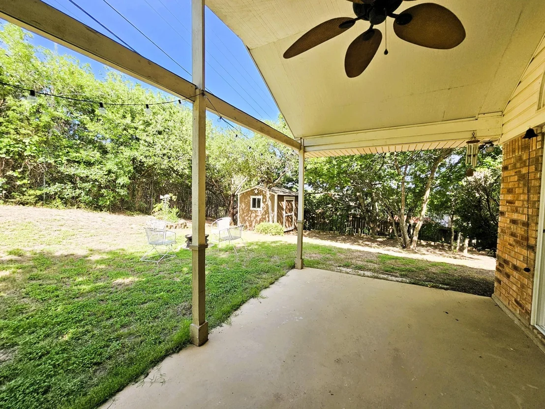 Photo of 1202 Bowen Ave