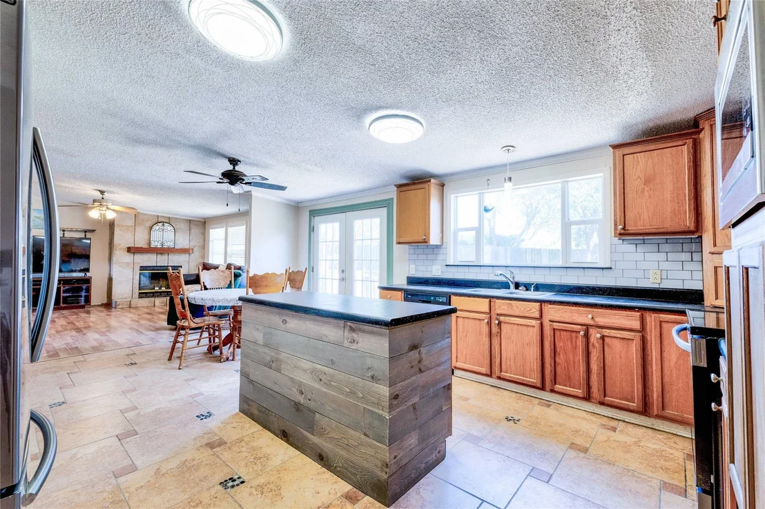 Photo of 103 Texas Oak DR