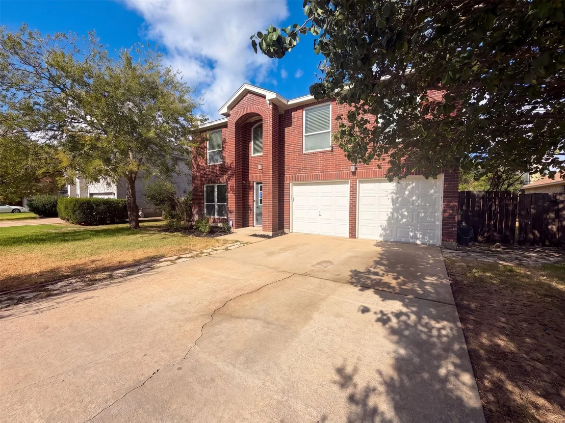 Photo of 1722 Woods BLVD