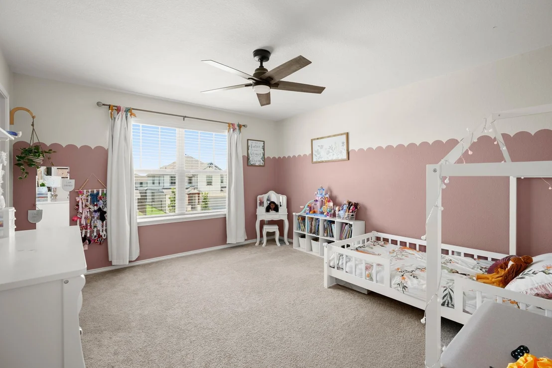 Photo of 500 Pickrell LOOP