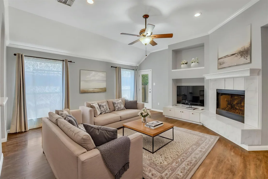 Photo of 13404 Caballero CV