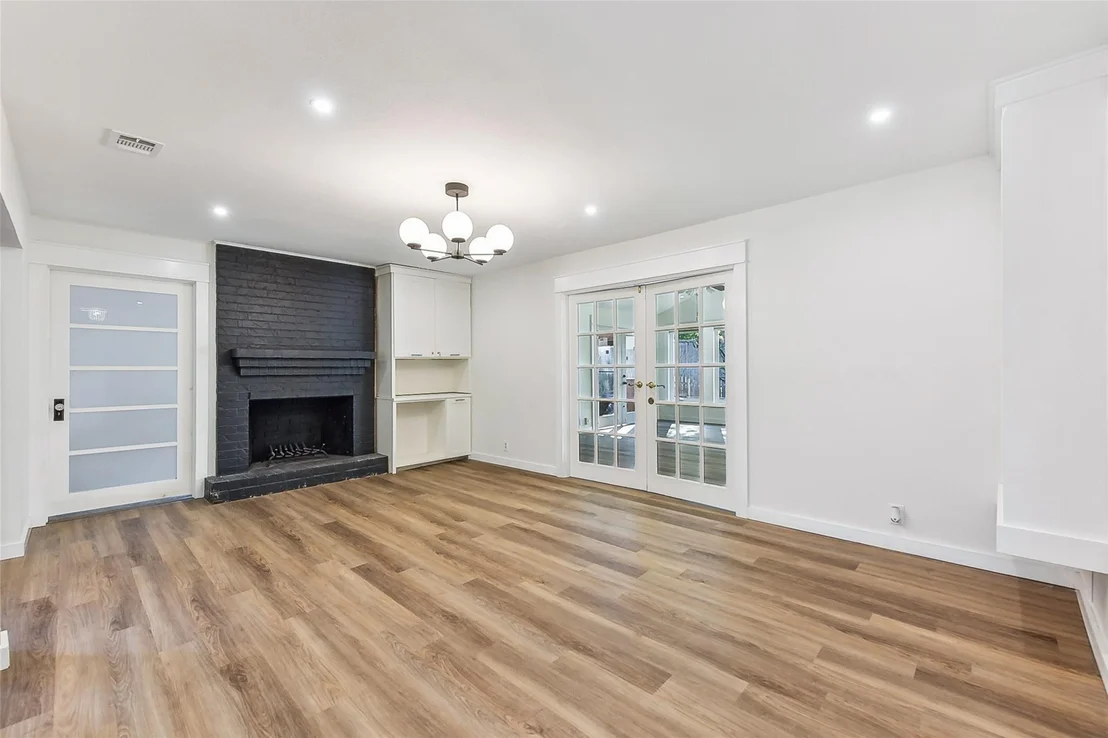 Photo of 6613 Ashland DR
