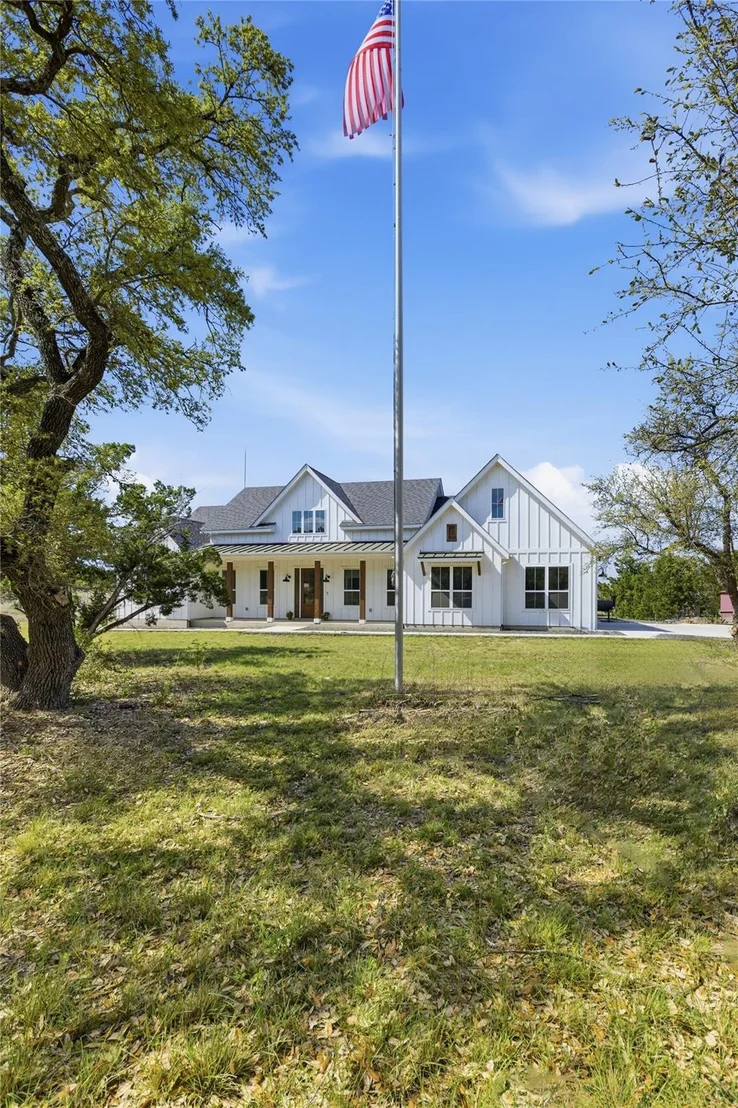 Photo of 300 County Road 220