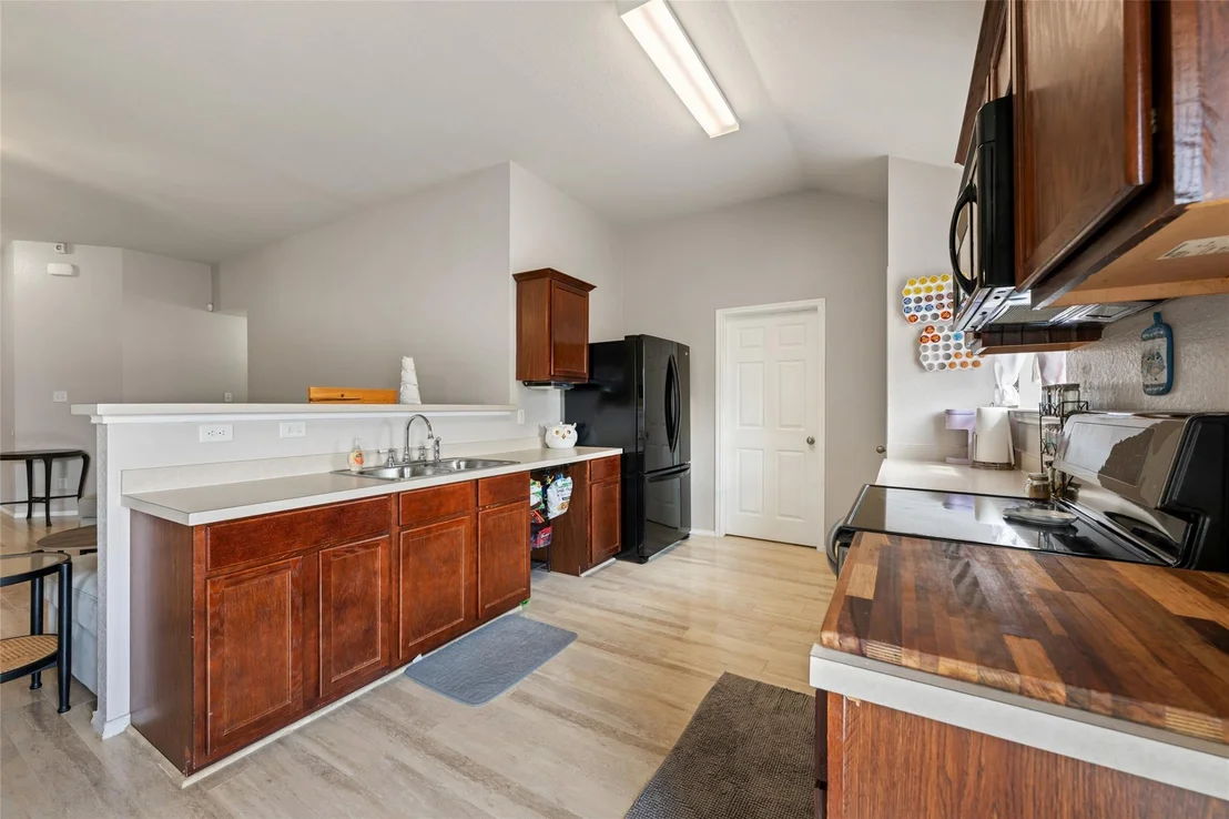 Photo of 144 Calcite LN