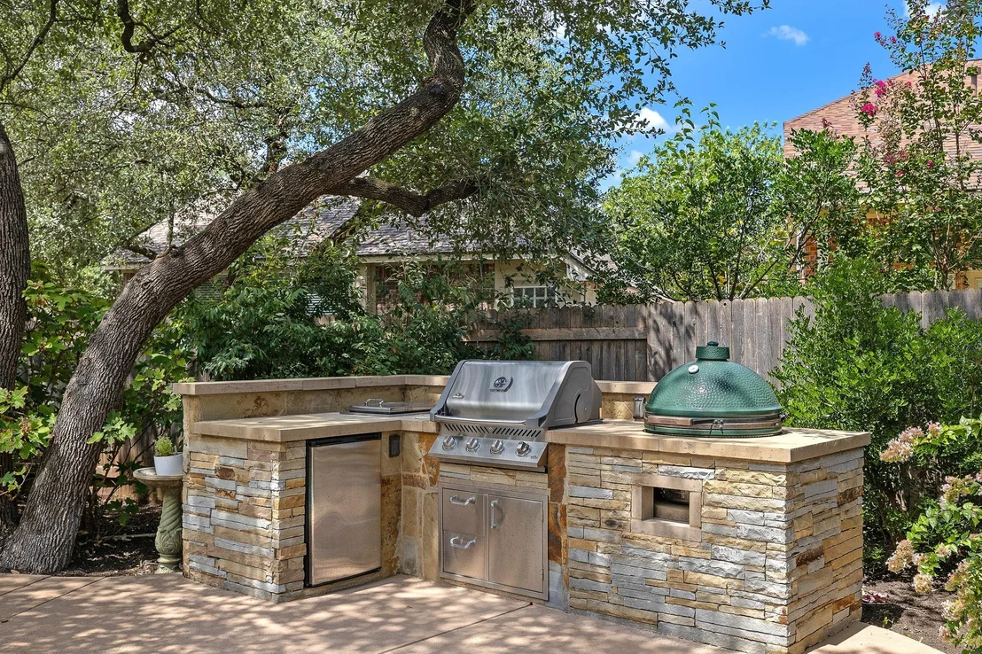 Photo of 805 Walsh Hill TRL